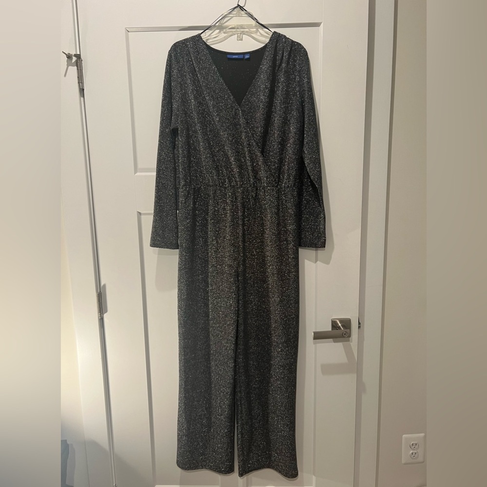 Womens Apt. 9 Long Sleeve Shimmer JumpsuitsizeL - New with Tags